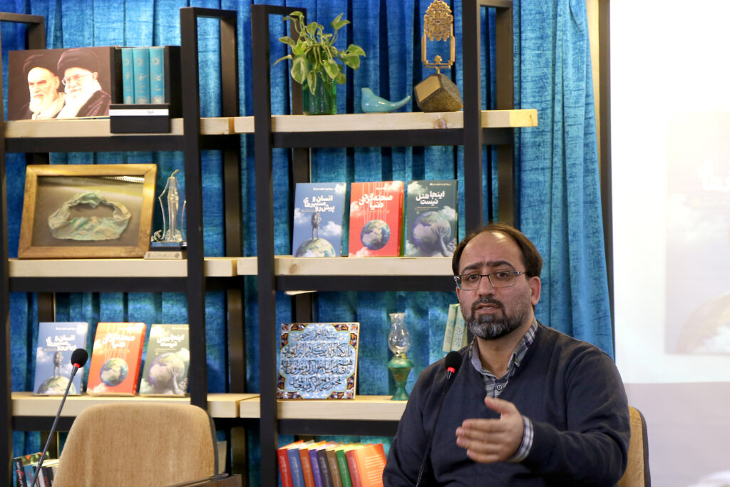 02 دکتر محمد حسنی