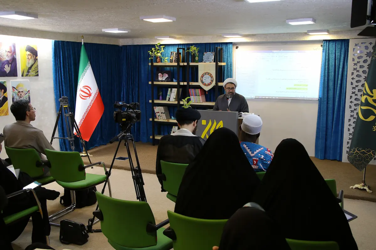 سلسله نشست های نسیم انتظار جلسه دوم با موضوع مباحث روایی مهدویت در کتاب کافی شریف