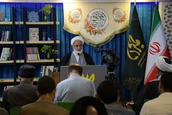بهره گیری از سازمان وکالت توسط خاتم الاوصیاء(عج) جلوهای از سیره سیاسی خاتم الانبیاء (ص)